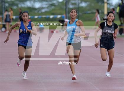 Thumbnail 2 in Kamehameha Tournament photogallery.
