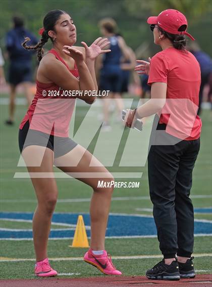 Thumbnail 1 in Kamehameha Tournament photogallery.