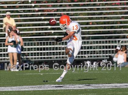 Thumbnail 3 in Bishop Gorman @ De La Salle photogallery.