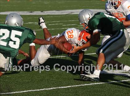 Thumbnail 3 in Bishop Gorman @ De La Salle photogallery.