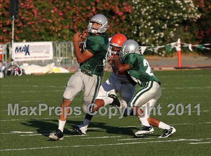 Thumbnail 2 in Bishop Gorman @ De La Salle photogallery.