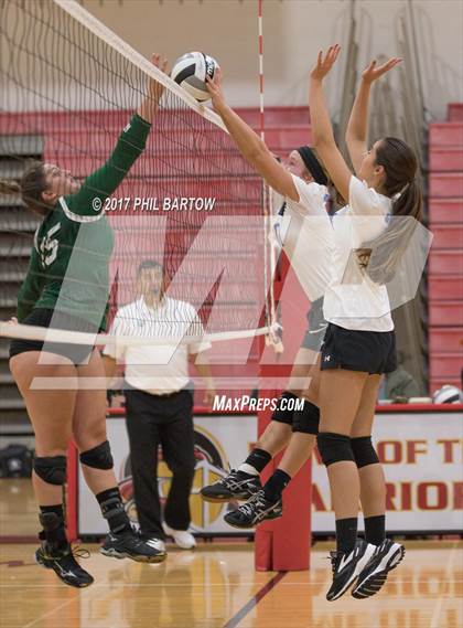 Thumbnail 3 in Fisher Catholic vs Grove City Christian  (Warrior Invitational) photogallery.