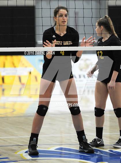 Thumbnail 2 in Menlo School vs. Point Loma (CIF State D4 Final) photogallery.