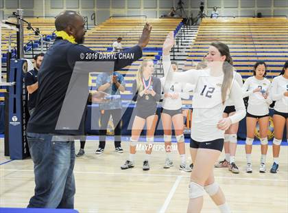 Thumbnail 2 in Menlo School vs. Point Loma (CIF State D4 Final) photogallery.