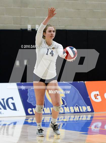 Thumbnail 2 in Menlo School vs. Point Loma (CIF State D4 Final) photogallery.