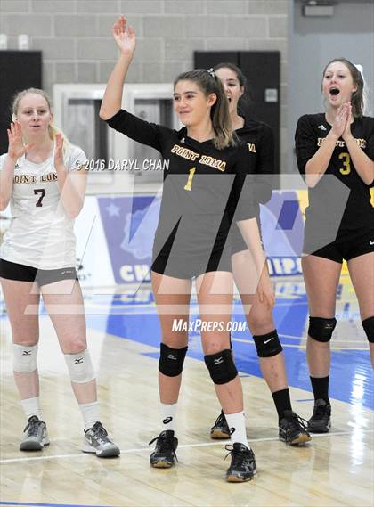 Thumbnail 2 in Menlo School vs. Point Loma (CIF State D4 Final) photogallery.