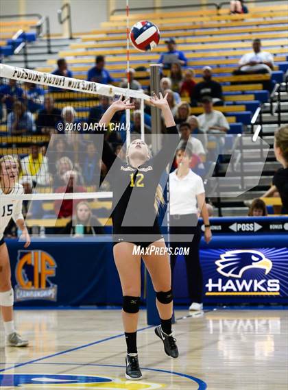 Thumbnail 2 in Menlo School vs. Point Loma (CIF State D4 Final) photogallery.