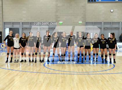 Thumbnail 1 in Menlo School vs. Point Loma (CIF State D4 Final) photogallery.