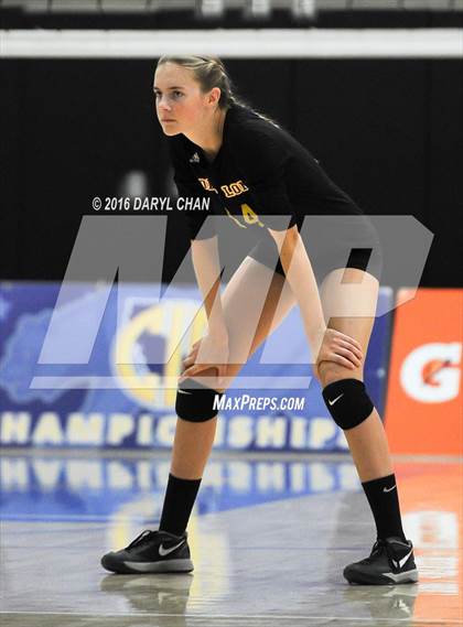 Thumbnail 1 in Menlo School vs. Point Loma (CIF State D4 Final) photogallery.