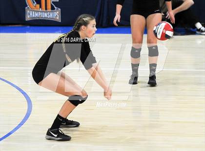 Thumbnail 3 in Menlo School vs. Point Loma (CIF State D4 Final) photogallery.