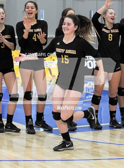 Thumbnail 2 in Menlo School vs. Point Loma (CIF State D4 Final) photogallery.