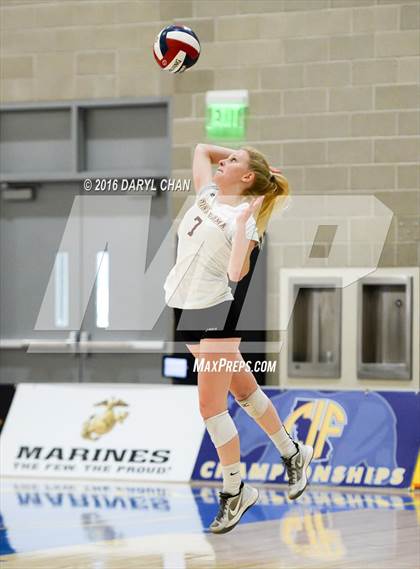 Thumbnail 3 in Menlo School vs. Point Loma (CIF State D4 Final) photogallery.