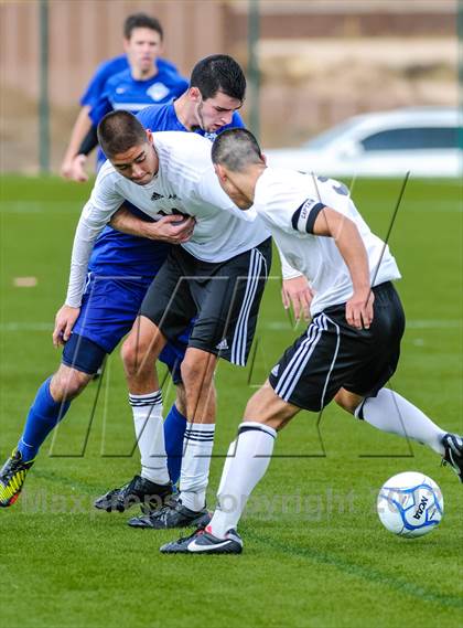 Thumbnail 2 in Bosque vs. Hope Christian photogallery.
