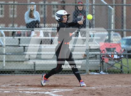 Thumbnail 2 in Logan vs Amanda-Clearcreek (Scrimmage) photogallery.