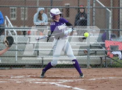 Thumbnail 3 in Logan vs Amanda-Clearcreek (Scrimmage) photogallery.