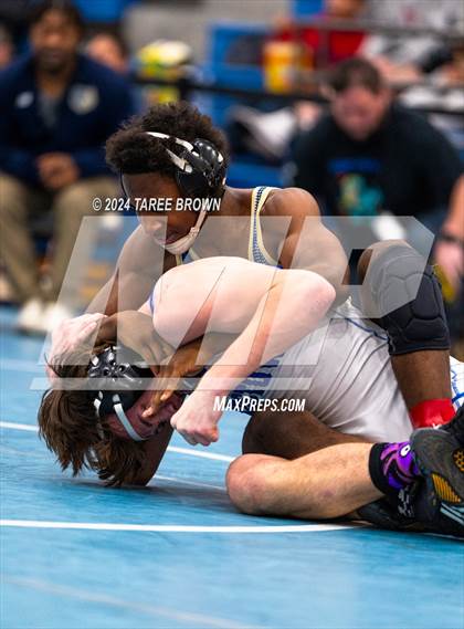 Thumbnail 2 in VHSL 6A Regional Finals photogallery.