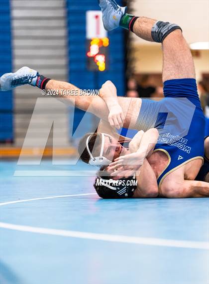 Thumbnail 3 in VHSL 6A Regional Finals photogallery.