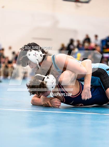 Thumbnail 3 in VHSL 6A Regional Finals photogallery.