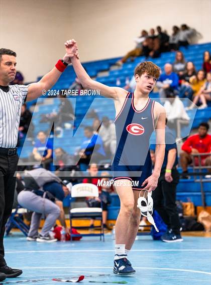Thumbnail 1 in VHSL 6A Regional Finals photogallery.