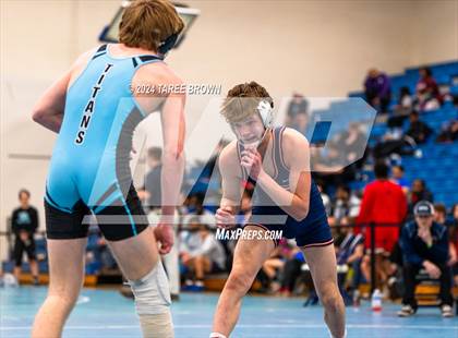Thumbnail 1 in VHSL 6A Regional Finals photogallery.