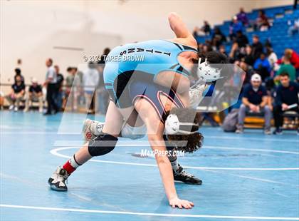 Thumbnail 2 in VHSL 6A Regional Finals photogallery.