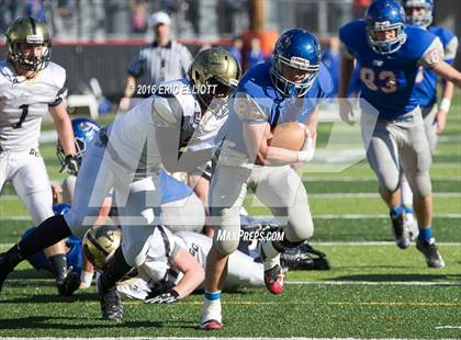 Thumbnail 3 in Fort LeBoeuf vs Grove City (PIAA D10 5A Semifinal) photogallery.