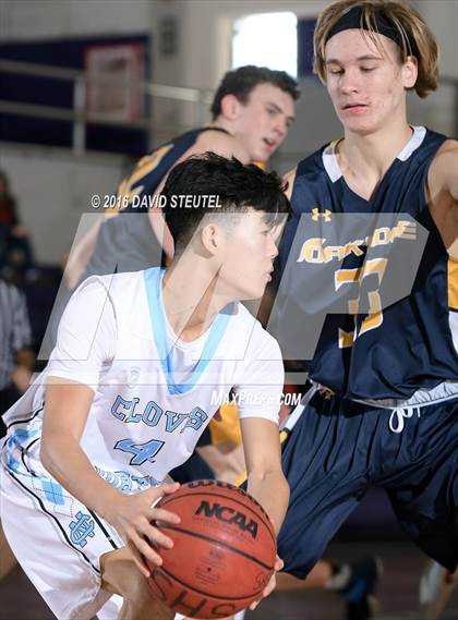 Thumbnail 3 in Oakridge vs. Clovis North (St. Hope Elite Classic) photogallery.