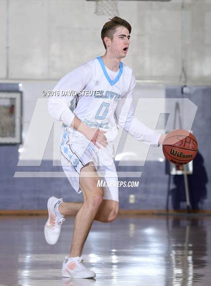 Thumbnail 2 in Oakridge vs. Clovis North (St. Hope Elite Classic) photogallery.