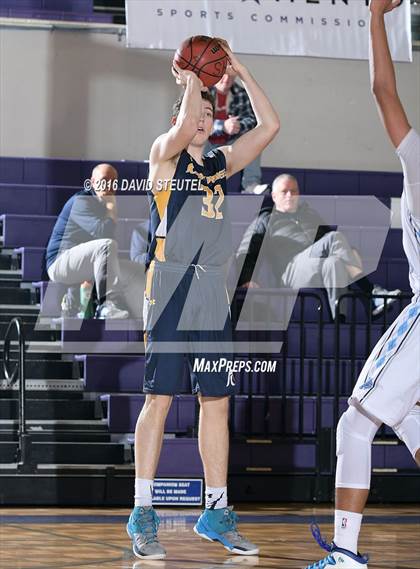 Thumbnail 2 in Oakridge vs. Clovis North (St. Hope Elite Classic) photogallery.