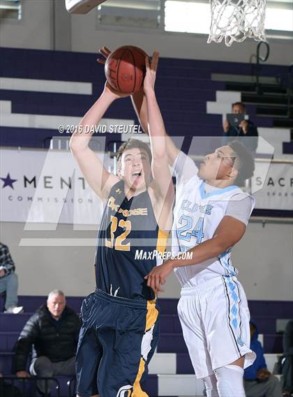 Thumbnail 2 in Oakridge vs. Clovis North (St. Hope Elite Classic) photogallery.