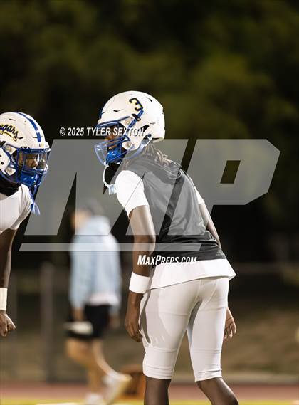 Thumbnail 1 in Casa Grande @ Canyon del Oro photogallery.