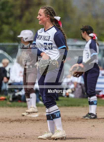 Thumbnail 2 in Jerome vs Twin Falls (IHSAA 4A State Tournament) photogallery.