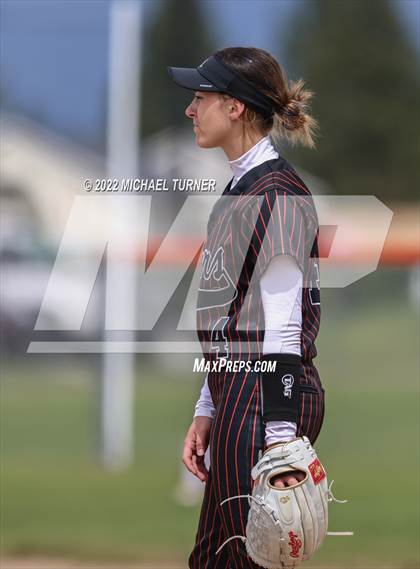 Thumbnail 2 in Jerome vs Twin Falls (IHSAA 4A State Tournament) photogallery.