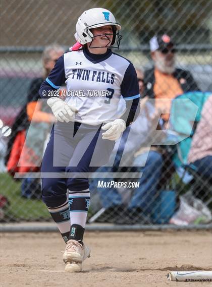 Thumbnail 3 in Jerome vs Twin Falls (IHSAA 4A State Tournament) photogallery.