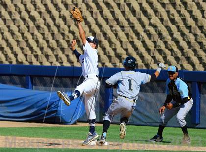 Thumbnail 2 in San Ysidro vs. San Dieguito Academy (CIF SDS D3 Final) photogallery.