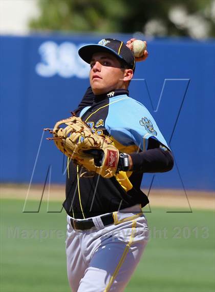 Thumbnail 3 in San Ysidro vs. San Dieguito Academy (CIF SDS D3 Final) photogallery.