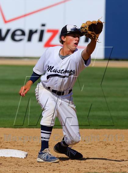 Thumbnail 2 in San Ysidro vs. San Dieguito Academy (CIF SDS D3 Final) photogallery.