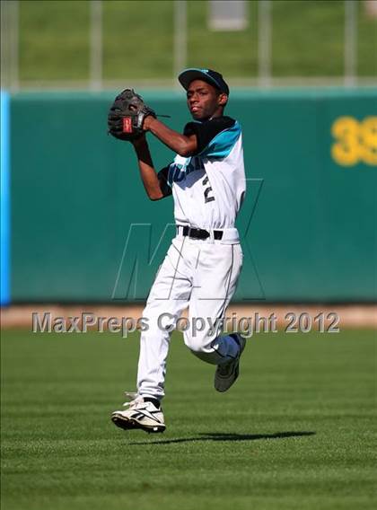 Thumbnail 3 in Sheldon vs. Oakmont (Surewest Tourney) photogallery.