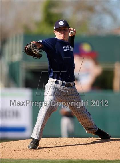 Thumbnail 3 in Sheldon vs. Oakmont (Surewest Tourney) photogallery.