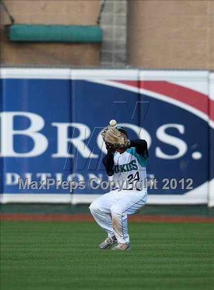 Thumbnail 2 in Sheldon vs. Oakmont (Surewest Tourney) photogallery.