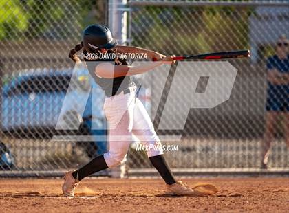 Thumbnail 1 in Gilbert vs. Casteel (West Valley Invitational) photogallery.