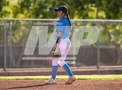 Thumbnail 3 in Gilbert vs. Casteel (West Valley Invitational) photogallery.