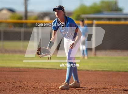 Thumbnail 1 in Gilbert vs. Casteel (West Valley Invitational) photogallery.