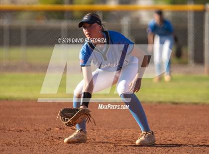 Thumbnail 2 in Gilbert vs. Casteel (West Valley Invitational) photogallery.