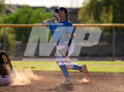 Thumbnail 3 in Gilbert vs. Casteel (West Valley Invitational) photogallery.