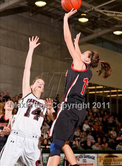 Thumbnail 2 in Arcata vs. McKinleyville (CIF NCS Playoffs) photogallery.