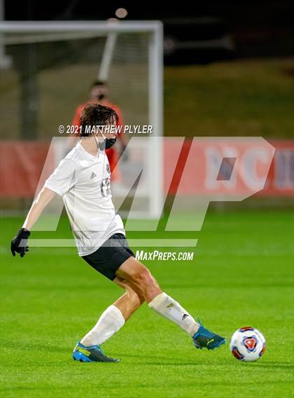 Thumbnail 1 in Croatan vs Hibriten (1 of 2 - NCHSAA 2A Final - the Game) photogallery.