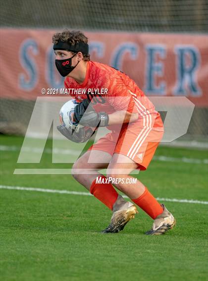 Thumbnail 2 in Croatan vs Hibriten (1 of 2 - NCHSAA 2A Final - the Game) photogallery.
