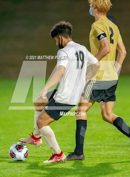 Thumbnail 2 in Croatan vs Hibriten (1 of 2 - NCHSAA 2A Final - the Game) photogallery.