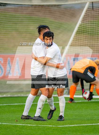 Thumbnail 1 in Croatan vs Hibriten (1 of 2 - NCHSAA 2A Final - the Game) photogallery.